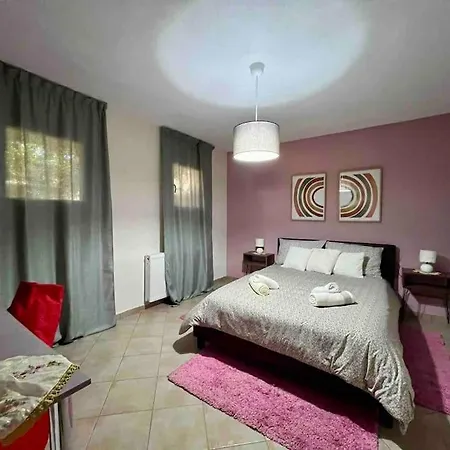 Trikala Home * Trikala (Thessaly)